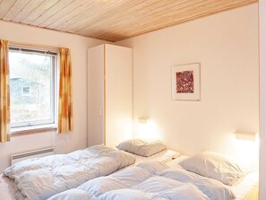 House | 3 bedrooms, individually furnished - 6 Person Holiday Home in Blavand (Blavand)