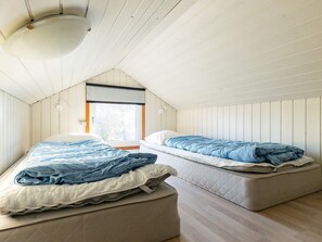 House | 7 bedrooms, individually furnished - 14 Person Holiday Home in Vejers Strand (Vejers Strand)