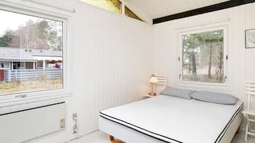 3 Schlafzimmer, Babybetten