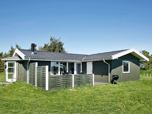 Spacious Holiday Home in Lønstrup With Indoor Whirlpool