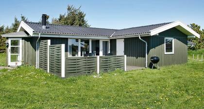 Spacious Holiday Home in Lønstrup With Indoor Whirlpool