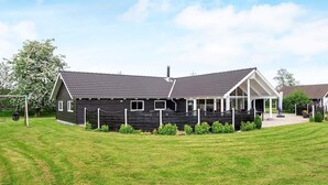 Exterior - Luxurious Apartment in Væggerløse With Sauna (Vaeggerlose)