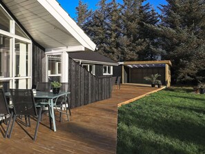 Outdoor dining - 8 Person Holiday Home in Lokken (Lokken)