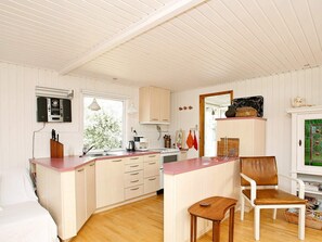 Interior - 6 Person Holiday Home in Albaek (Aalbaek)