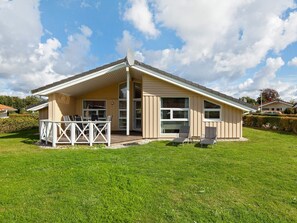 Unclassified image, 5 of 34, button - Holiday Home in GrÃ¶mmitz (Groemitz)
