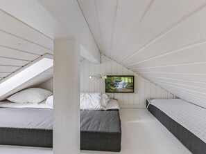 บ้านพัก | 6 ห้องนอน