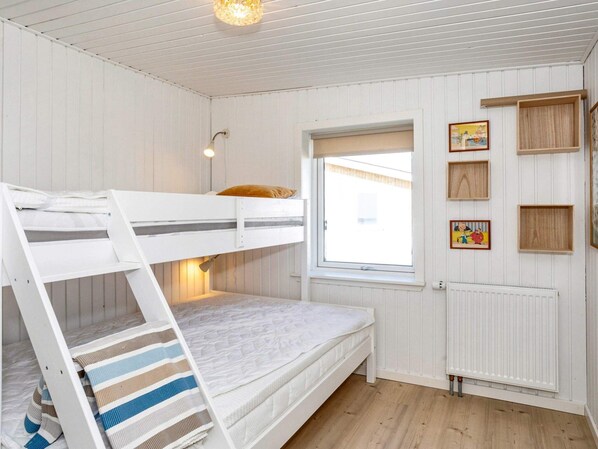 2 bedrooms, individually furnished - Quaint Holiday Home in Thisted near Sea (Thisted)