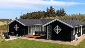 House | Exterior - Stunning Holiday Home in Hirtshals with Hot Tub (Hirtshals)
