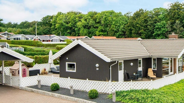 Unclassified image, 1 of 26, button - Opulent Holiday Home in Sjolund With Whirlpool (Sjølund)