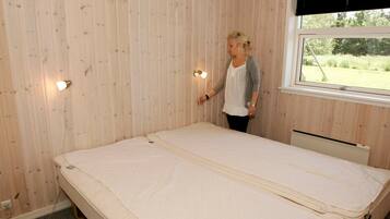 4 bedrooms