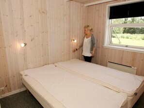 4 bedrooms