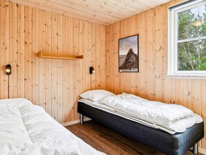 Room - 24 Person Holiday Home in Blavand (Blavand)