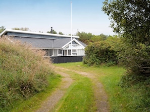 Exterior - 8 Person Holiday Home in Vejers Strand (Vejers Strand)