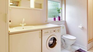 Bathroom - Stylish Holiday Home in Hemmet Denmark With Sauna (Hemmet)