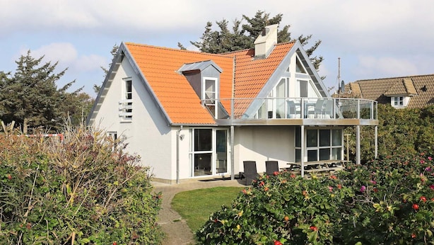 House | Exterior - 10 Person Holiday Home in Blavand (Blavand)