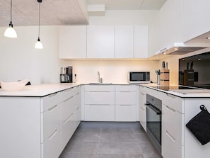 Apartment | Private kitchen