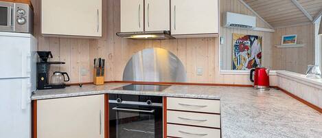 單棟房屋 | 私人廚房 | 高腳椅