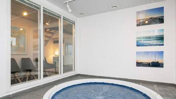 House | Spa treatment