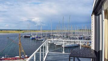 Apartment | Water view