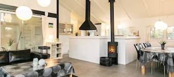 10 Person Holiday Home in Hjorring-by Traum