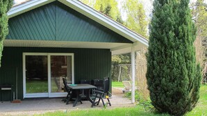 Unclassified image, 2 of 8, button - Cozy Holiday Home in Vaeggerlose With Garden (Vaeggerlose)