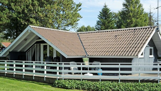 Unclassified image, 1 of 16, button - Cozy Holiday Home in Hejls near Playground (Hejls)