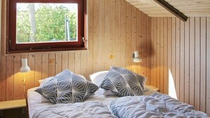 Unclassified image, 3 of 16, button - Cozy Holiday Home in Hejls near Playground (Hejls)