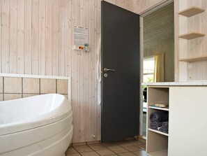 House | Spa treatment