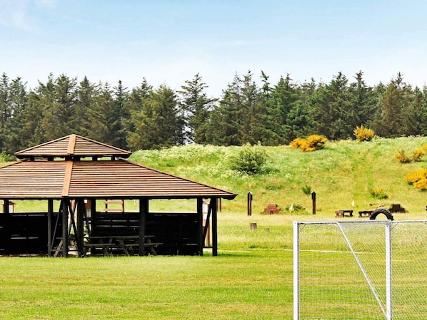 House | Sport court - 8 Person Holiday Home in Brovst-by Traum (Brovst)