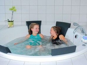 House | Spa treatment - 14 Person Holiday Home in Lokken (Lokken)