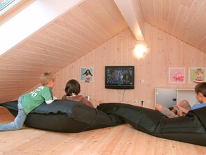 9 bedrooms - Spacious Holiday Home in Blavand Denmark With Sauna (Blavand)