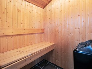 House | Sauna - 5 Star Holiday Home in Brovst (Brovst)
