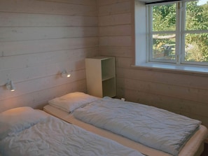 House | 3 bedrooms - 6 Person Holiday Home in Allinge (Allinge)