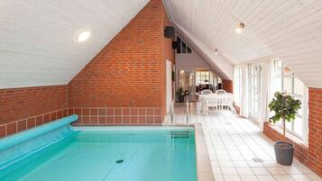 Innenpool, Außenpool