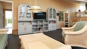 Living area - Pleasant Holiday Home near Bogense with Sauna (Bogense)