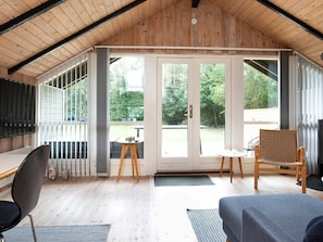 3 bedrooms, cribs/infant beds - Captivating Holiday Home in Oksbøl With Sauna (Oksbol)