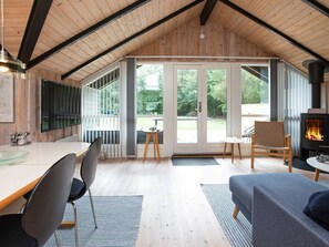 3 Schlafzimmer, Babybetten