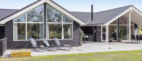 House | Exterior