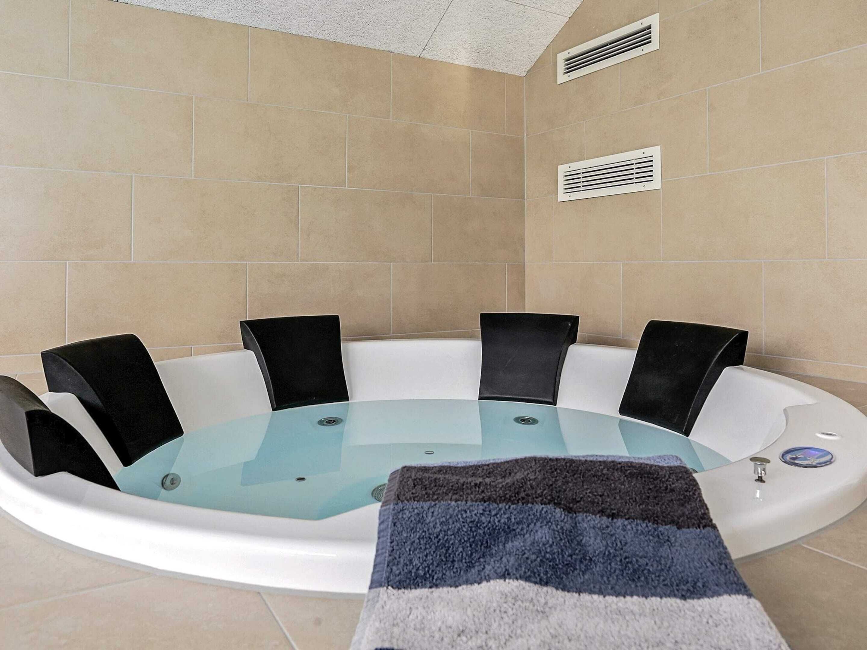 House | Spa treatment