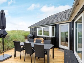 House | Dining