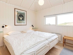 4 bedrooms