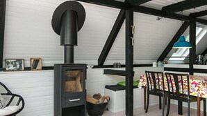 Outdoor dining - Modern Holiday Home in Jutland With Barbecue (Ebeltoft)