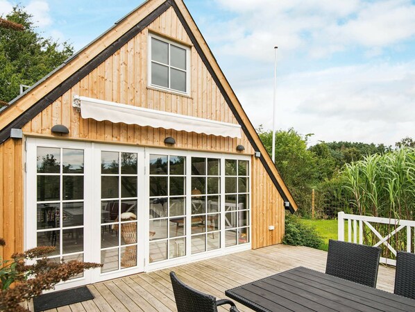 House | Exterior - Modern Holiday Home in Jutland With Barbecue (Ebeltoft)