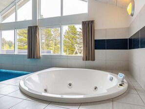 House | Spa treatment