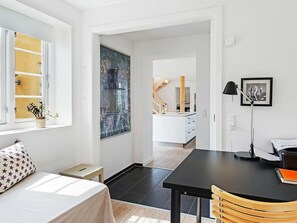 5 Schlafzimmer, Babybetten