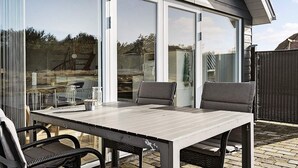 Exterior - Gorgeous Holiday Home in Ringkøbing With Terrace (Ringkobing)
