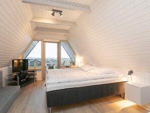 3 bedrooms, cots/infant beds - Gorgeous Holiday Home in Ringkøbing With Terrace (Ringkobing)