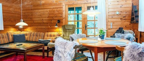 House | Dining