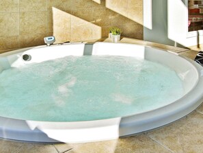 House | Spa treatment
