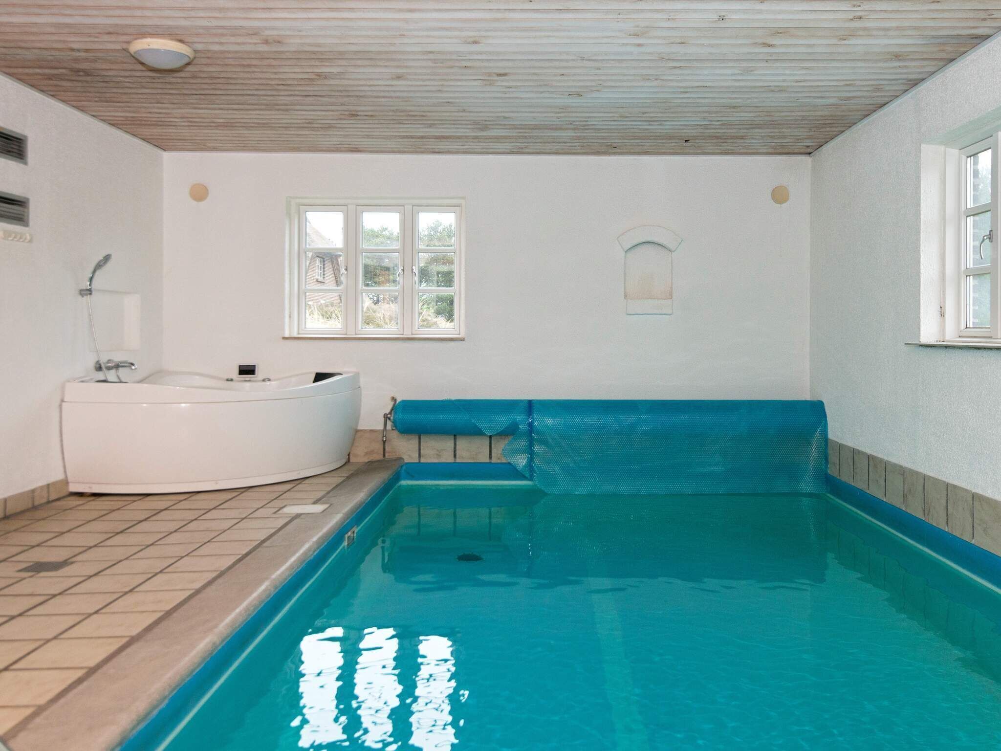 Udendørs pool